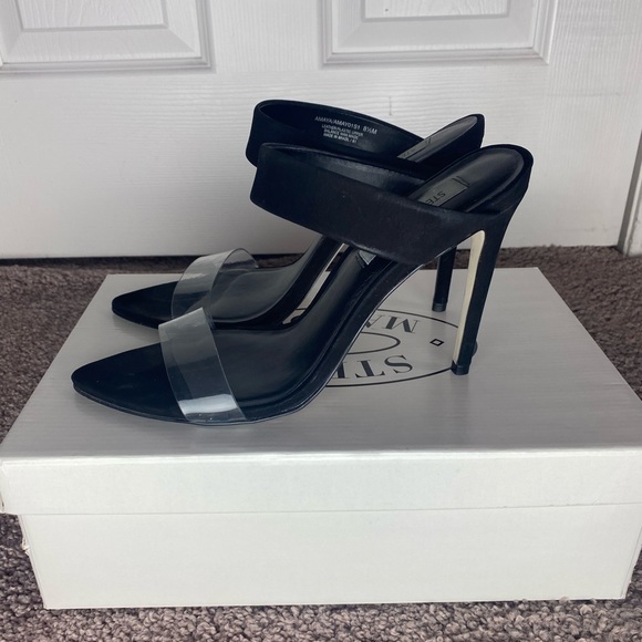 Steve Madden Shoes - Black heel